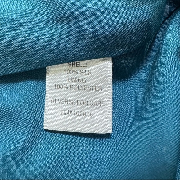 Garnet Hill Women’s Size 6 Floral Print Bell Sleeve Silk Dress - Picture 5 of 5